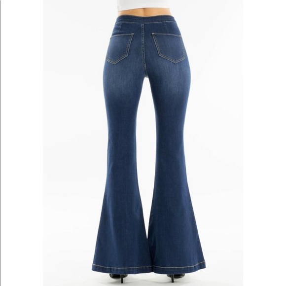 Women’s KanCan bell bottom jeans NWT - Picture 3 of 5